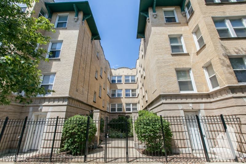 Foto principal - 4748 N Albany Ave