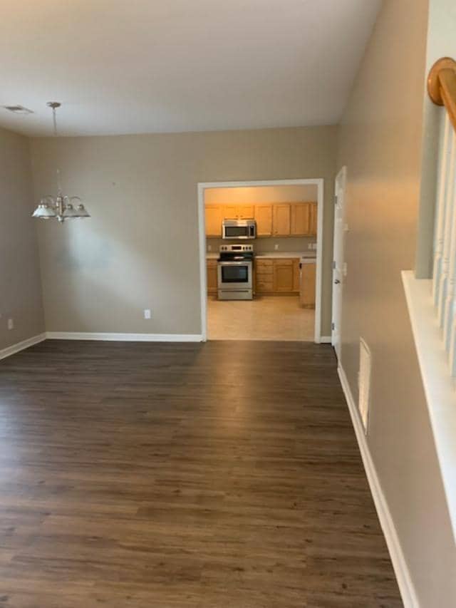 Building Photo - 4437 Holmes Way