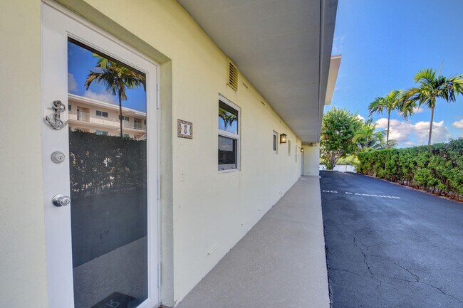 Foto del edificio - 6520 N Ocean Blvd