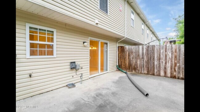 Foto del edificio - 3809 E Vancroft Cir