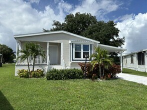 Building Photo - 18 Calypso Cay