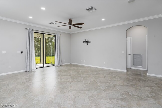 Building Photo - 4260 Raffia Palm Cir