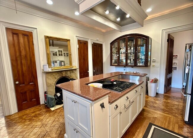 Foto del edificio - 61 Pond St