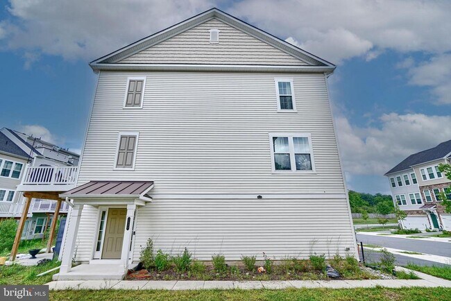 Foto del edificio - 2529 Debert Cir