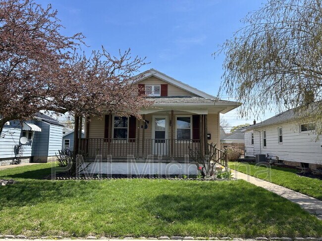 Foto del edificio - 422 N State St