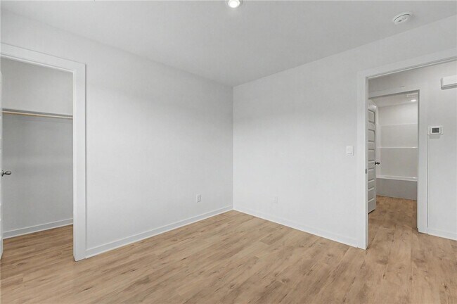 Foto del edificio - 3070 Rosalee Ln