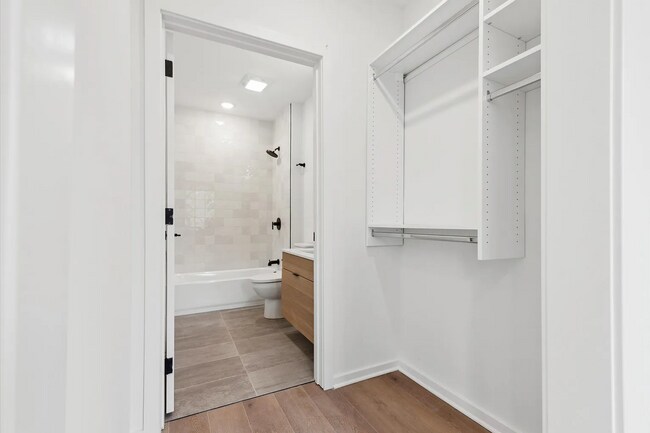 Foto del edificio - 245 N 12th St