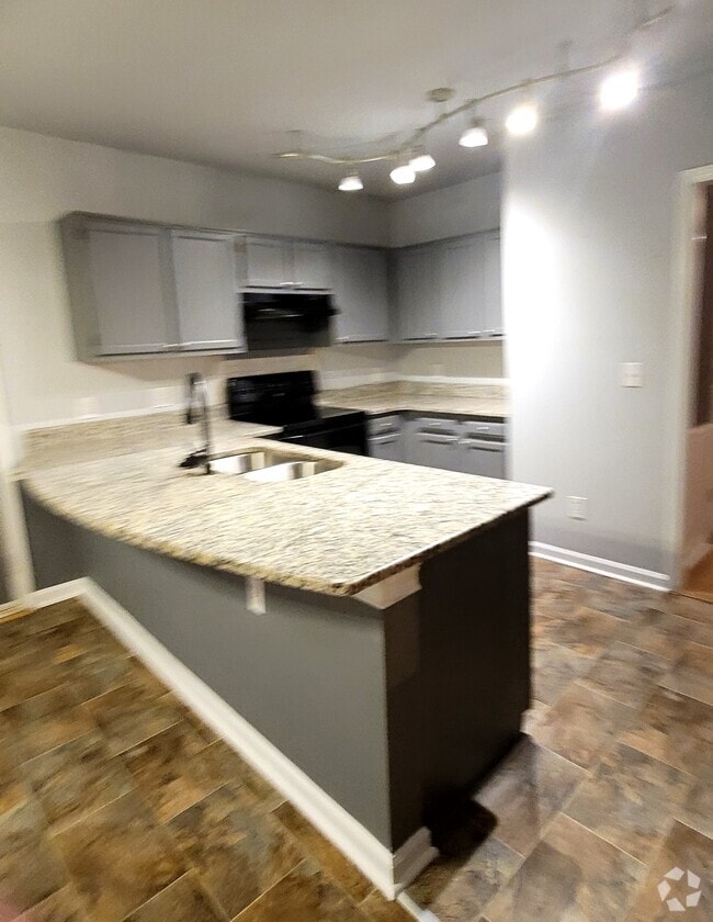 Harrington Pointe Apartments for Rent with Hardwood Floors Raleigh