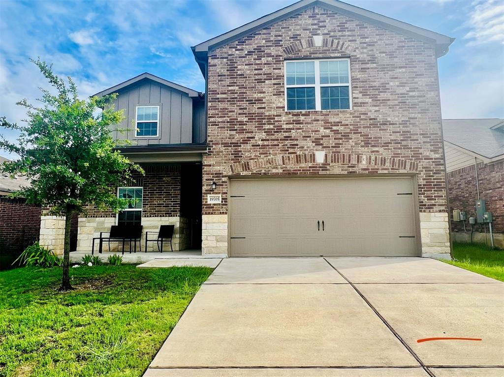 Foto principal - 19705 Andrew Jackson St