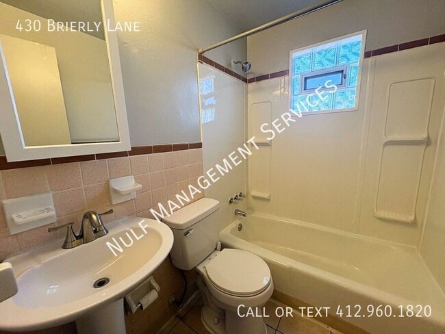 Building Photo - 430 Brierly Ln