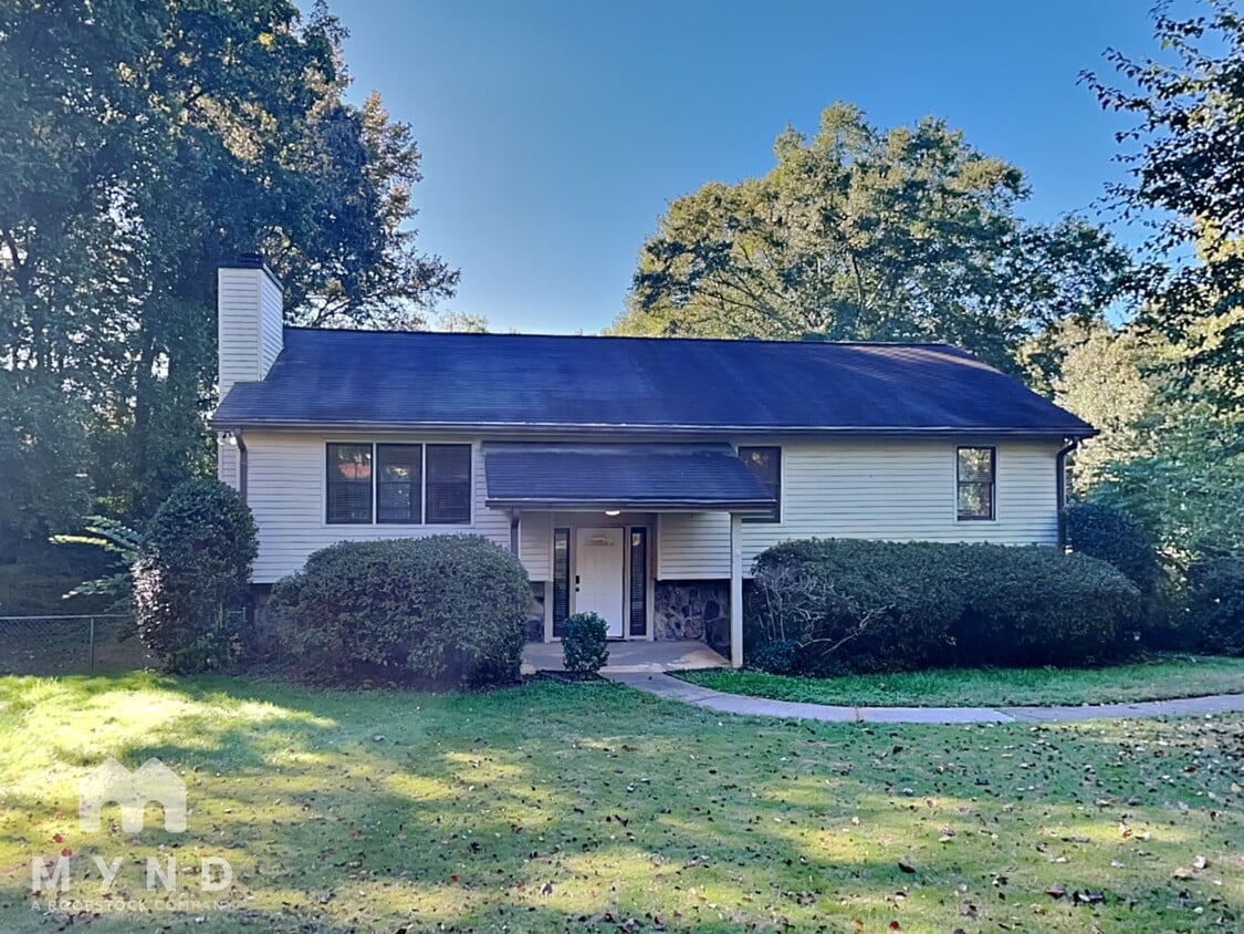 Primary Photo - 3255 Sharon Ln