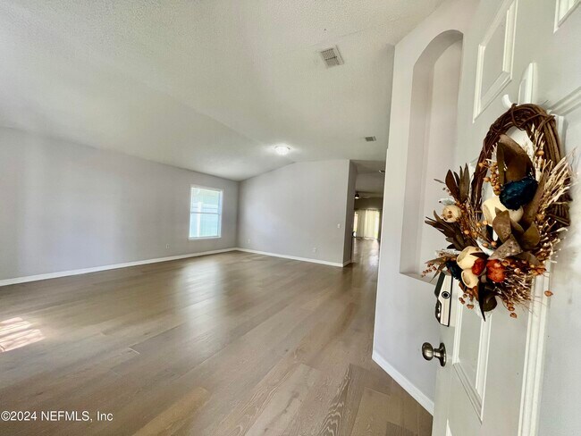 Foto del edificio - 250 Brookchase Ln