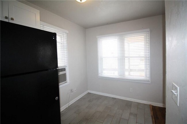 Foto del edificio - 1816 1/2 NW 37th St Oklahoma City OK 73118