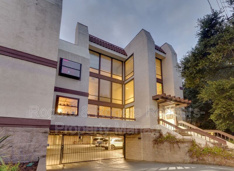 Foto principal - 496 W Charleston Rd