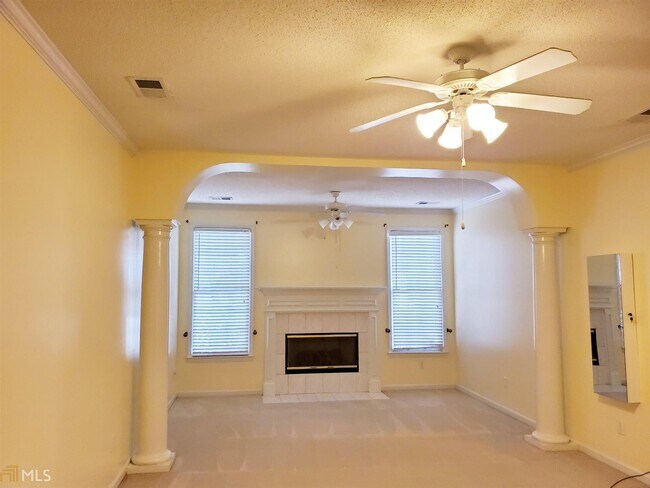 Building Photo - 104 Alexandria Blvd