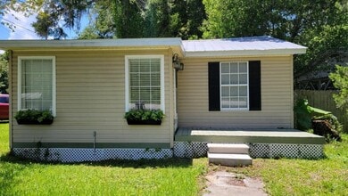 Building Photo - 18499 Shady Side Dr