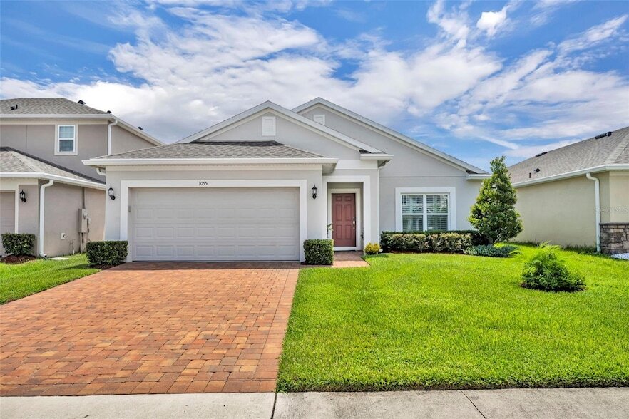Foto principal - 1055 Chase Austin Way