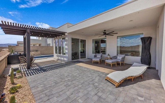 Building Photo - Stunning and Spacious 3 Bedroom Home in Desert Color! Includes a Private Pool!