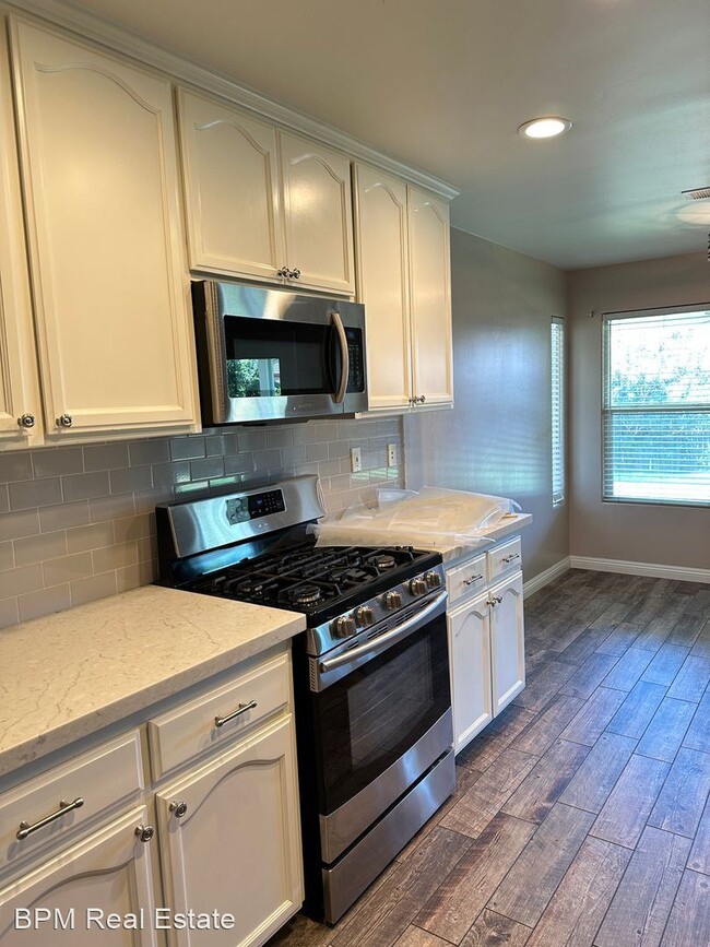 Building Photo - 4 br, 2 bath House - 6115 Potenza Ln.