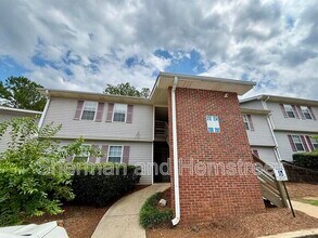 Building Photo - 212 Commons Dr