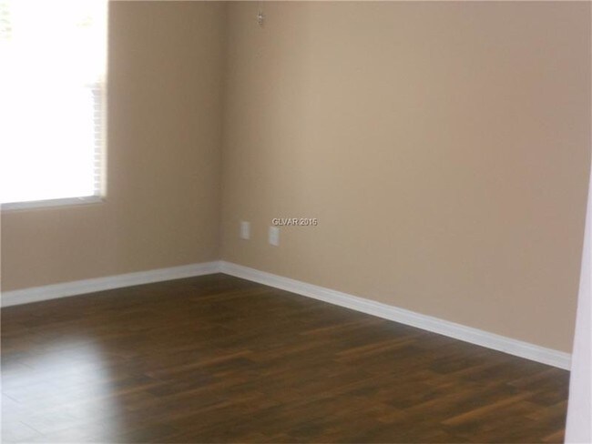 Foto del edificio - 6779 Grandview Ridge Ave