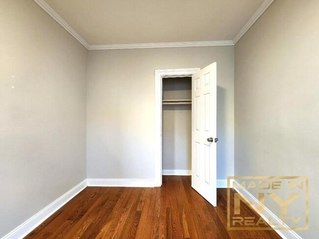 Building Photo - 0 bedroom in ASTORIA NY 11106