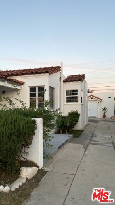 Foto del edificio - 5856 Arlington Ave