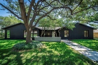 Building Photo - 4071 Crown Shore Dr