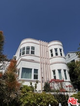 Building Photo - 839 Alexandria Ave