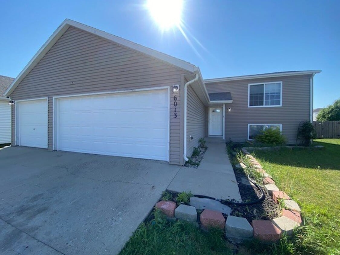 Foto principal - 6013 23rd St S