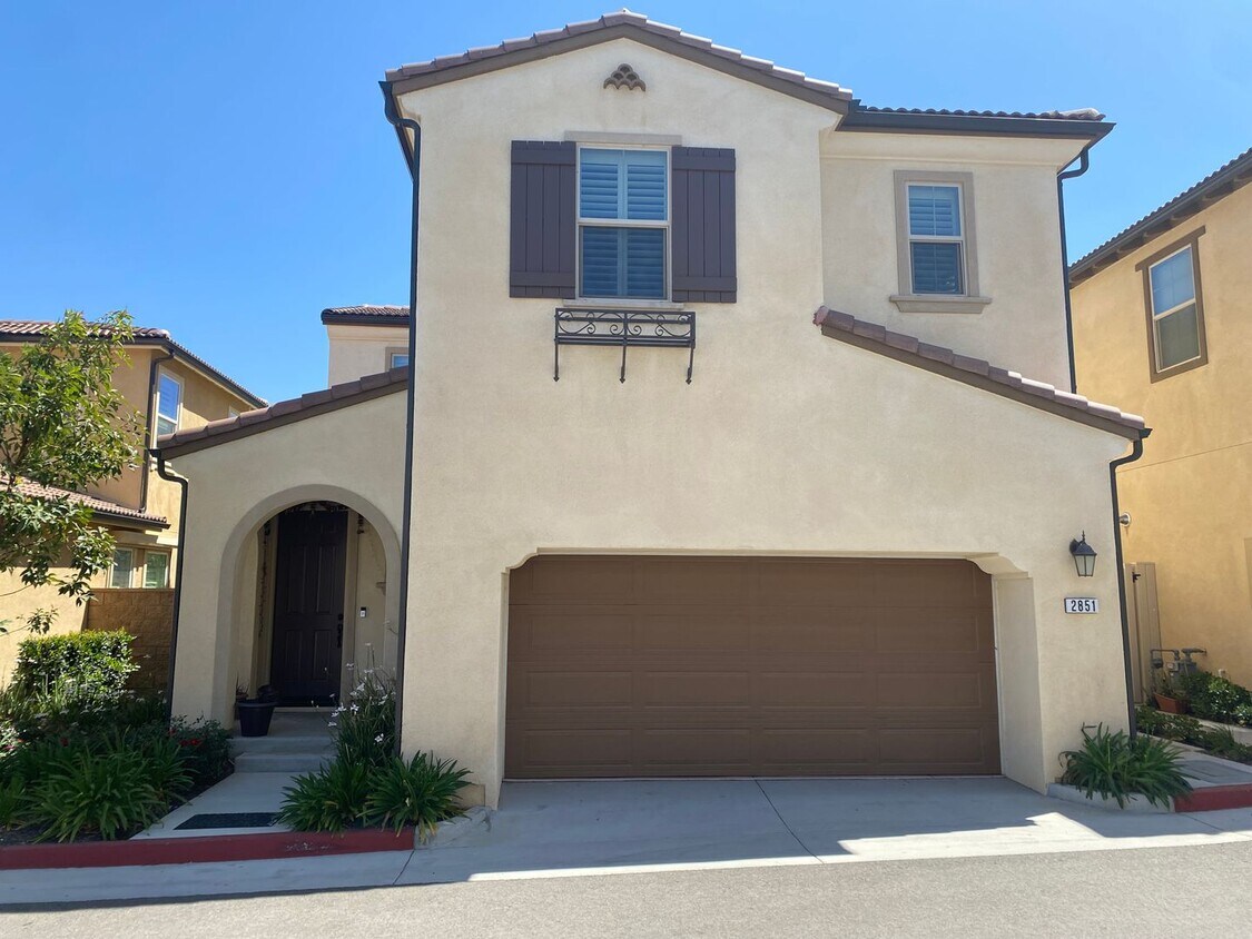 Foto principal - 2851 Villa Catalonia Ct