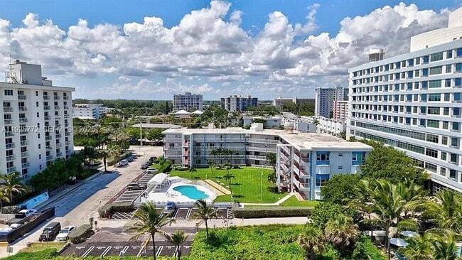 Foto del edificio - 1300 N Ocean Blvd