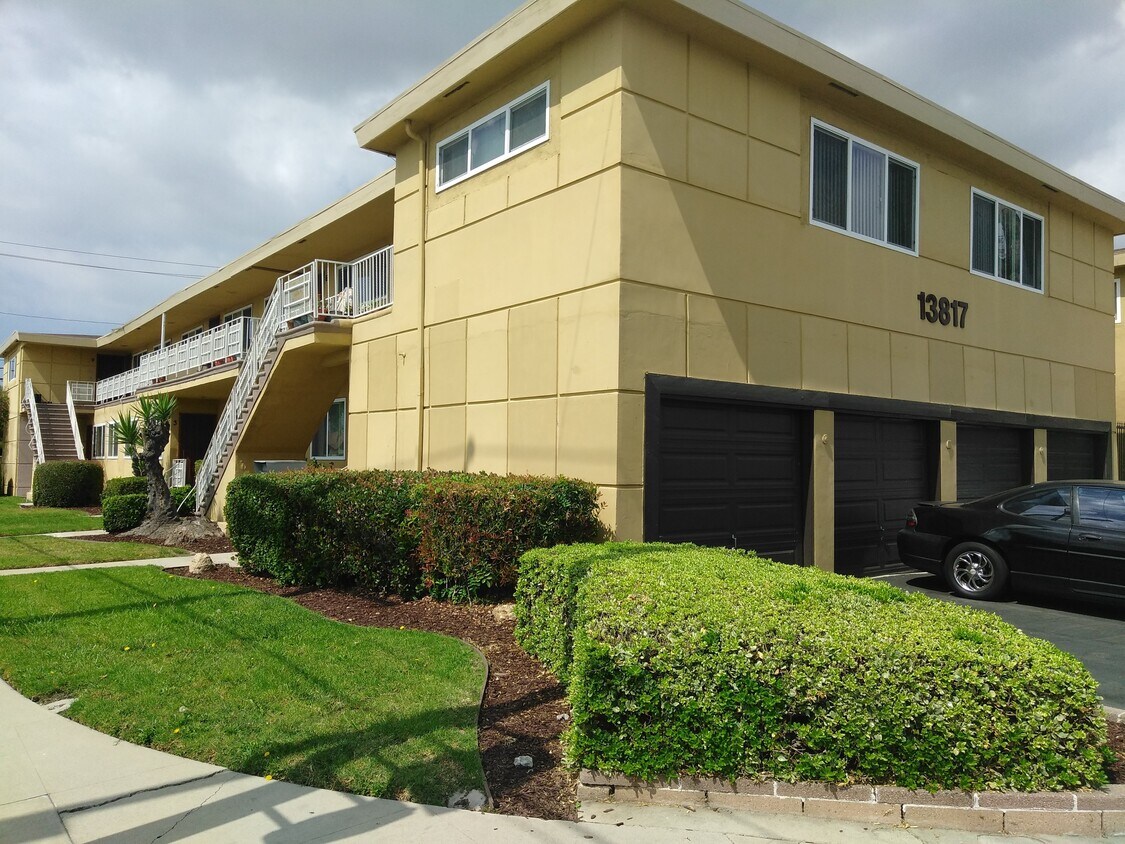 Hollypark Apartments Apartments in Gardena, CA