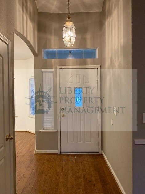 Foto del edificio - 2604 E Goshen Ave