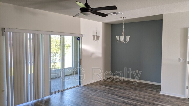 Building Photo - 165 Arbor Lakes Dr