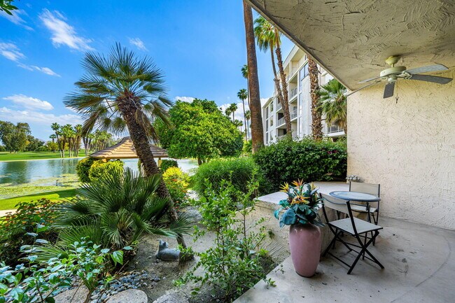 Foto del edificio - 910 Island Dr