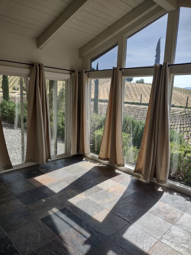 Building Photo - 37850 De Portola Rd