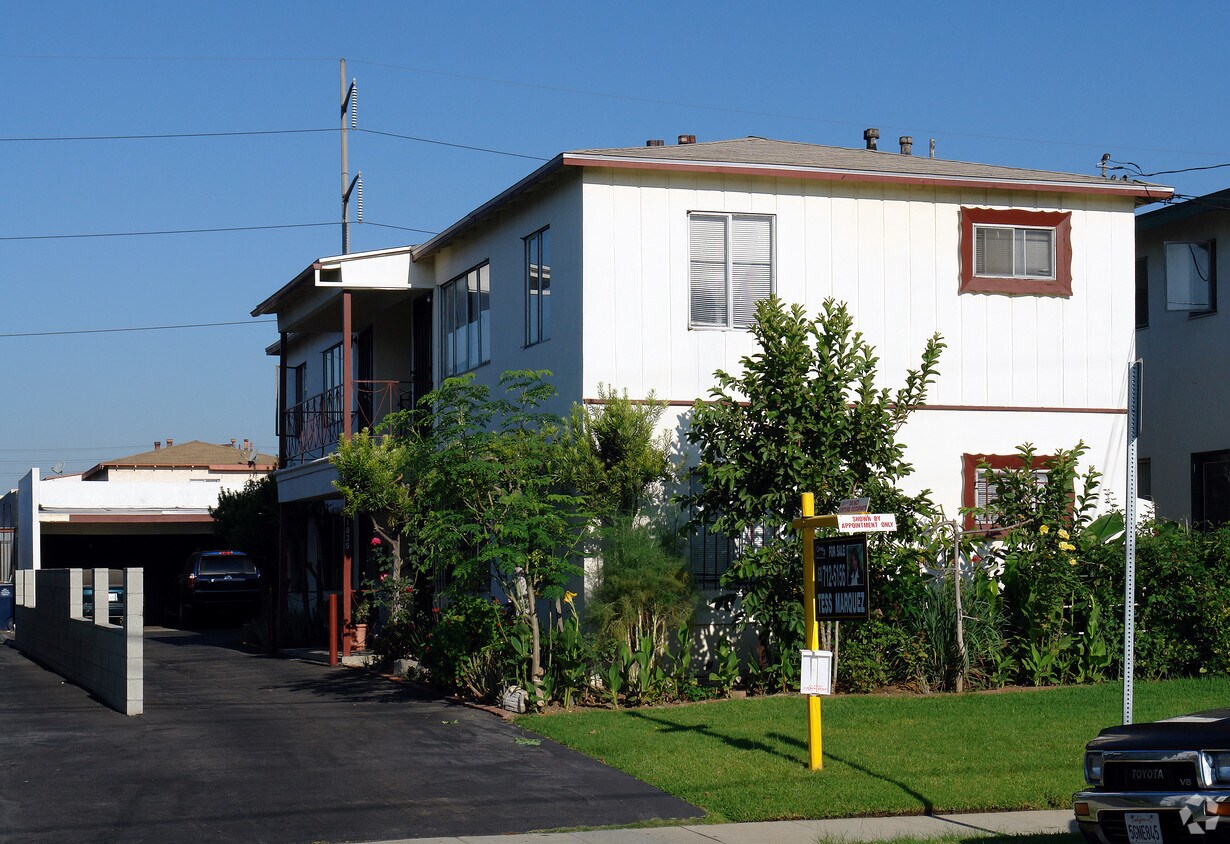 Primary Photo - 11835 Truro Ave