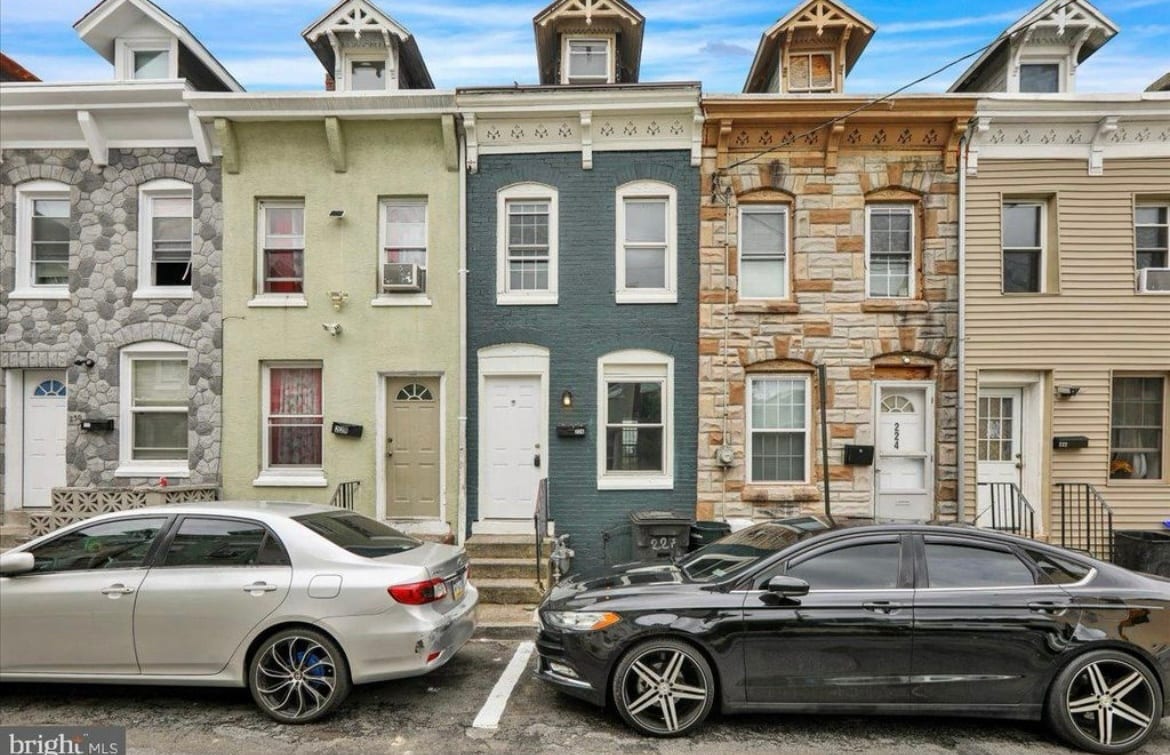 Primary Photo - 226 Hudson St