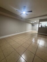 Building Photo - 216 S Pruett St