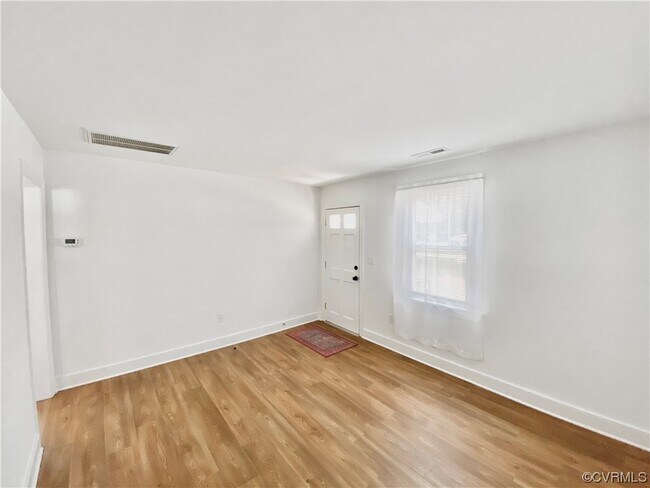 Foto del edificio - 10334 Old Courtney Rd