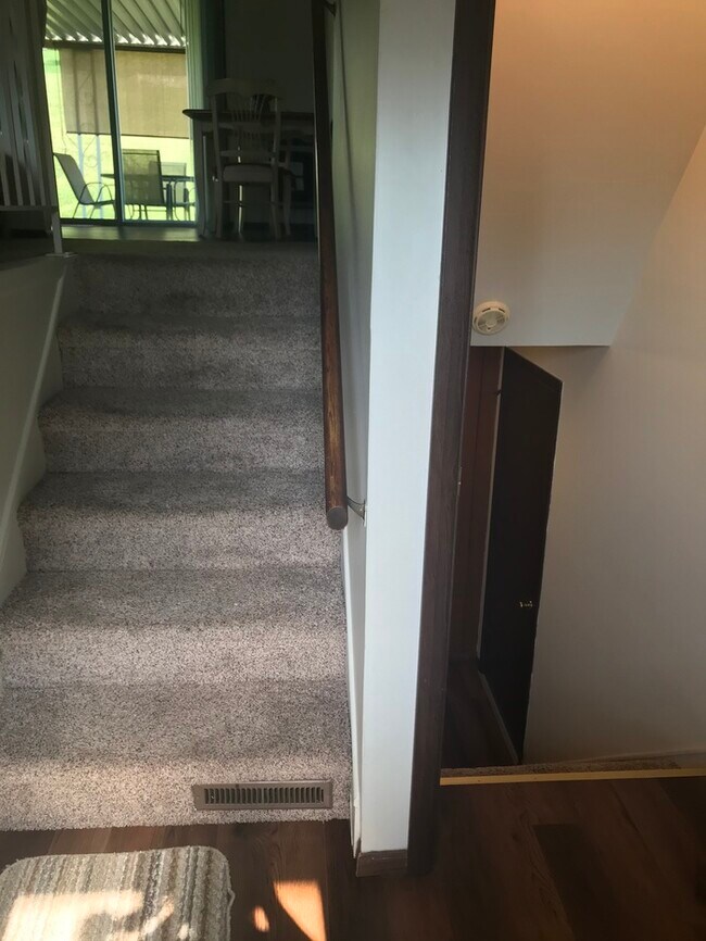 Foto del edificio - Spacious 2–3 Bedroom Townhouse | 2 Bathroo...