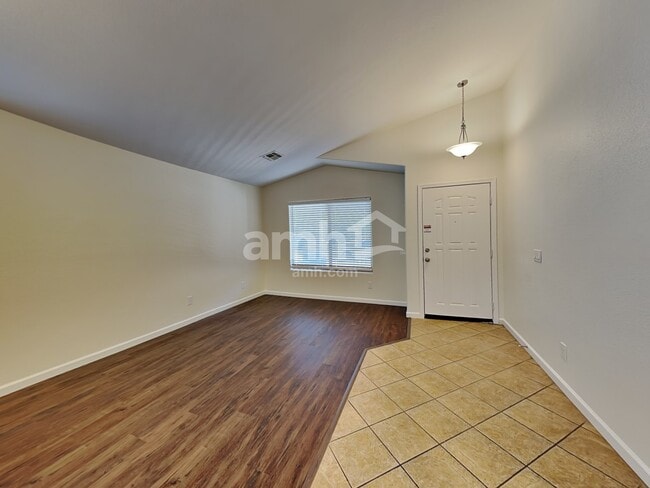 Building Photo - 7818 S 46th Dr