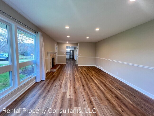 Building Photo - 4 br, 2 bath House - 752 Ada Dr. SE