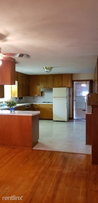 Building Photo - 2 br, 1.5 bath House - 407 S Miller Rd