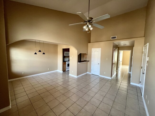 Building Photo - 1750 Tiara Trl