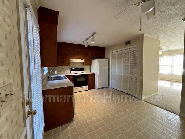 Foto del edificio - 1536 Elizabeth St