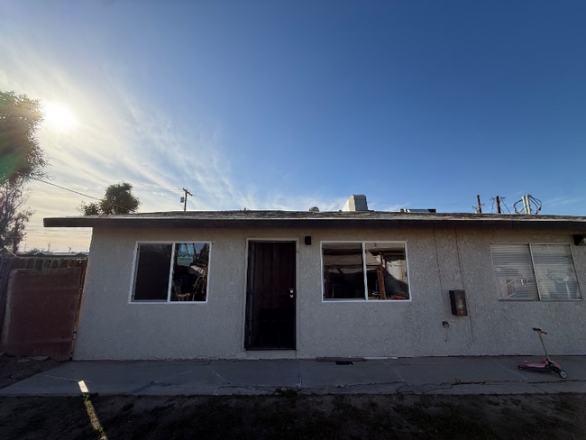 Building Photo - 101 E California St