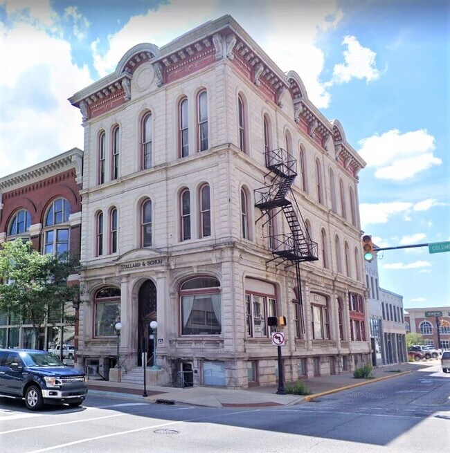 Exterior - 301 Columbia St
