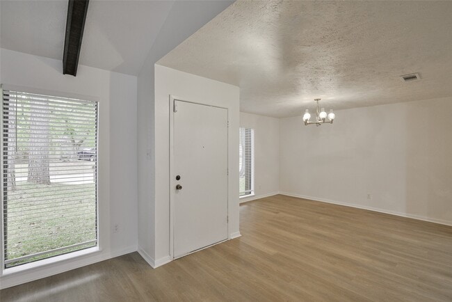 Foto del edificio - 3206 Cascade Creek Dr